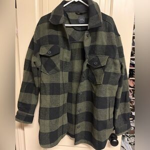 RDI Green and Black Plaid Outerwear